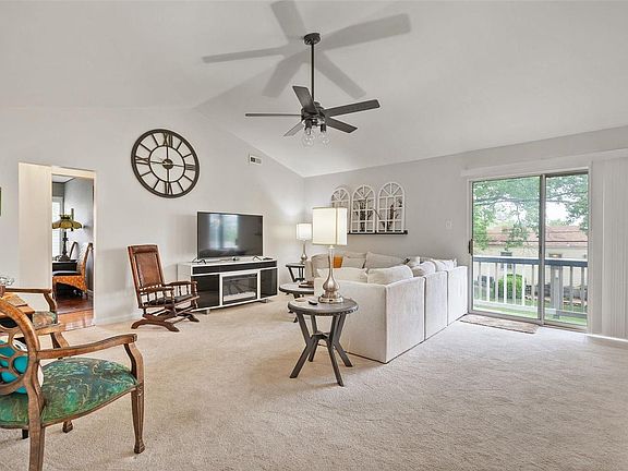 3rd image of 10919 Village Grove Dr APT C