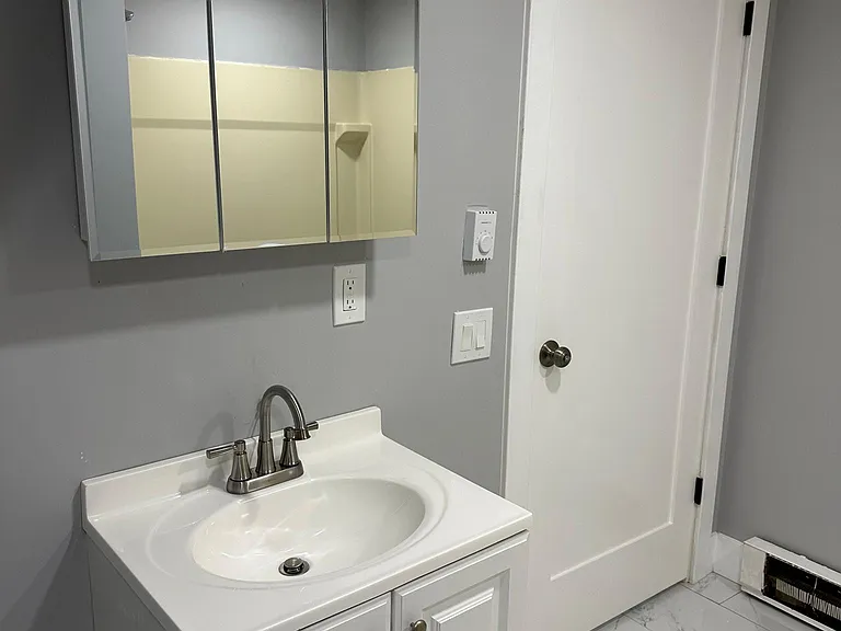 773 Pleasant St #5 — Photo 8