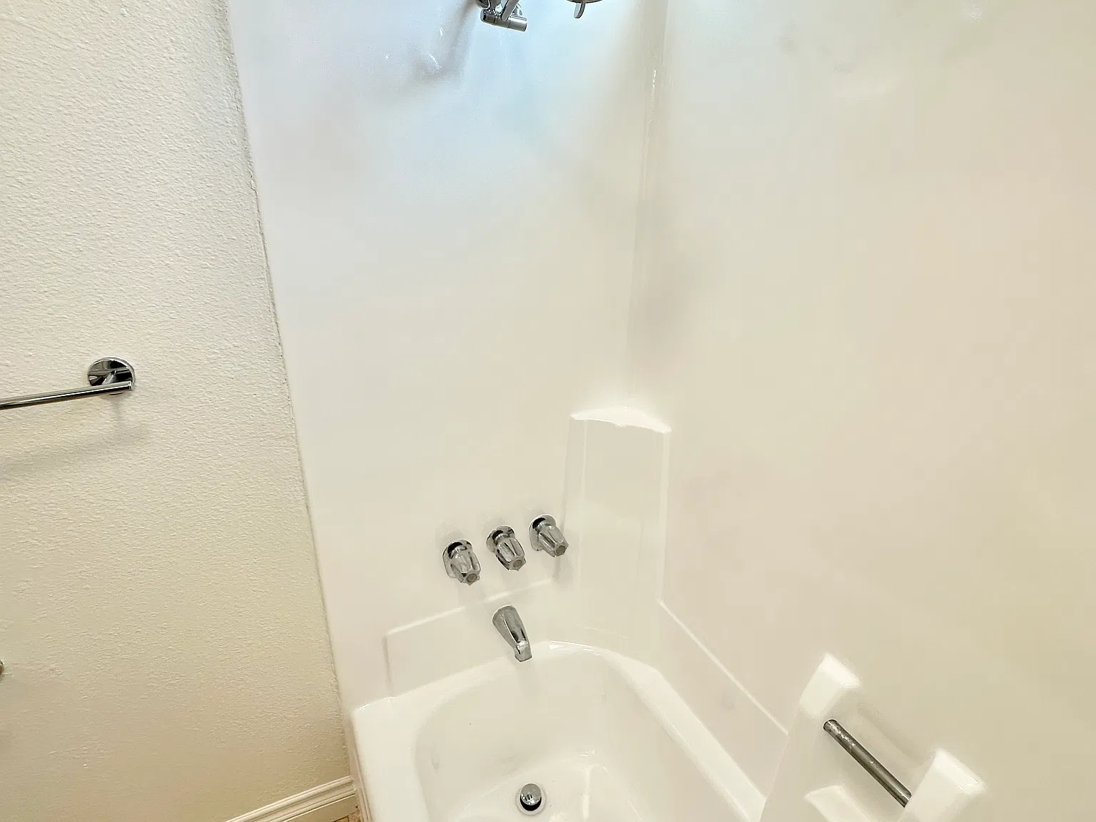 3 bed, 1530 sqft, $3,695 — Photo 4