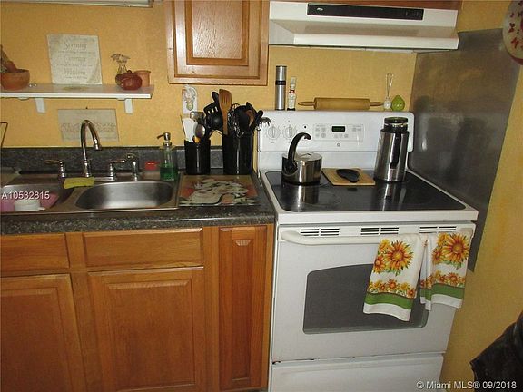 4th image of 8130 SW 6th Ct
