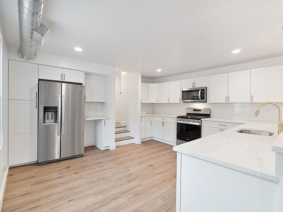 3rd image of 145 S 12th St Floor 2