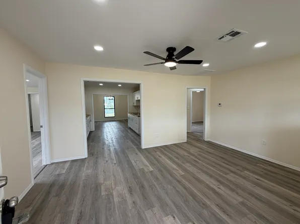 640 SW 47th St, Oklahoma City, OK 73109