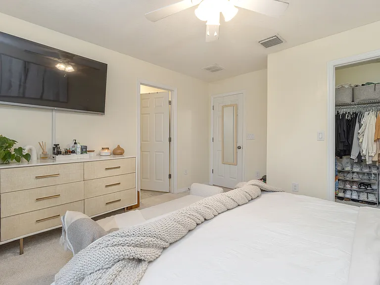 7013 Summer Holly Pl — Photo 20
