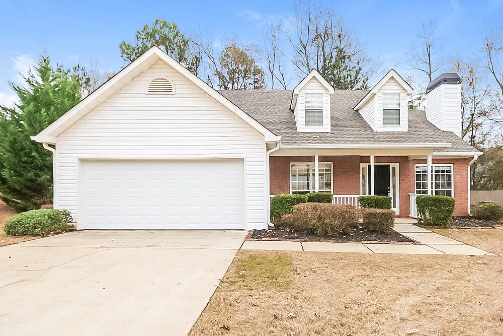 3 bed, 2.0 bath, 1477 sqft, $2,035 — Photo 1