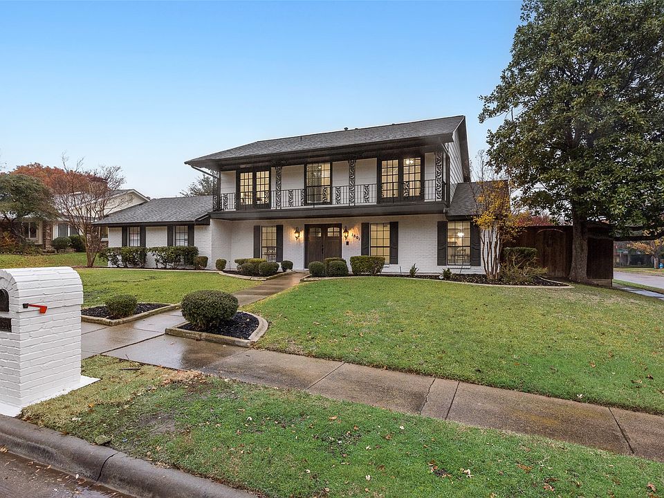 1st image of 1801 Lake Shore Ln