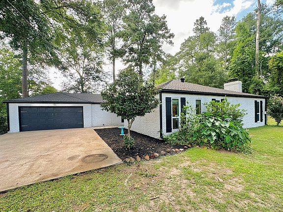 2nd image of 489 Lakewood Dr