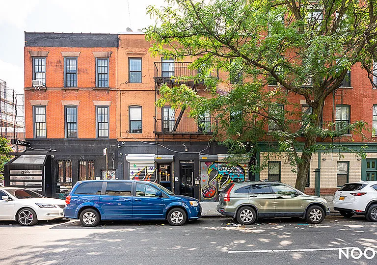 325 Franklin Ave #2C — Photo 17