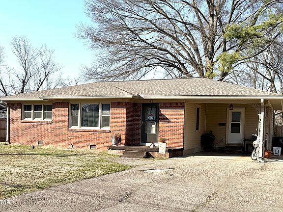 4th image of 556 Circle Dr