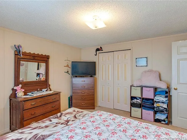 29 Gerald Blvd — Photo 22