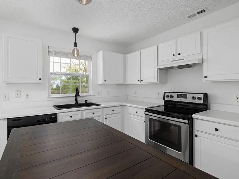 6905 Dawnalia Ct — Photo 4