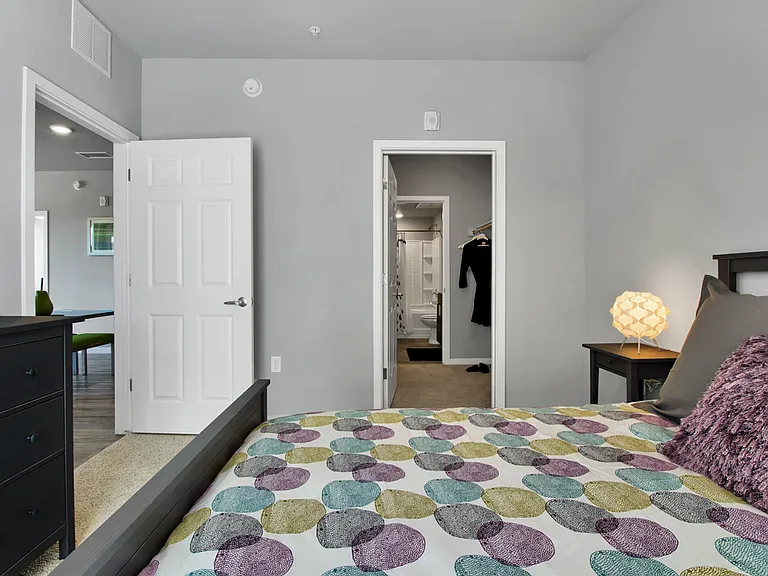 Verra West — Photo 21