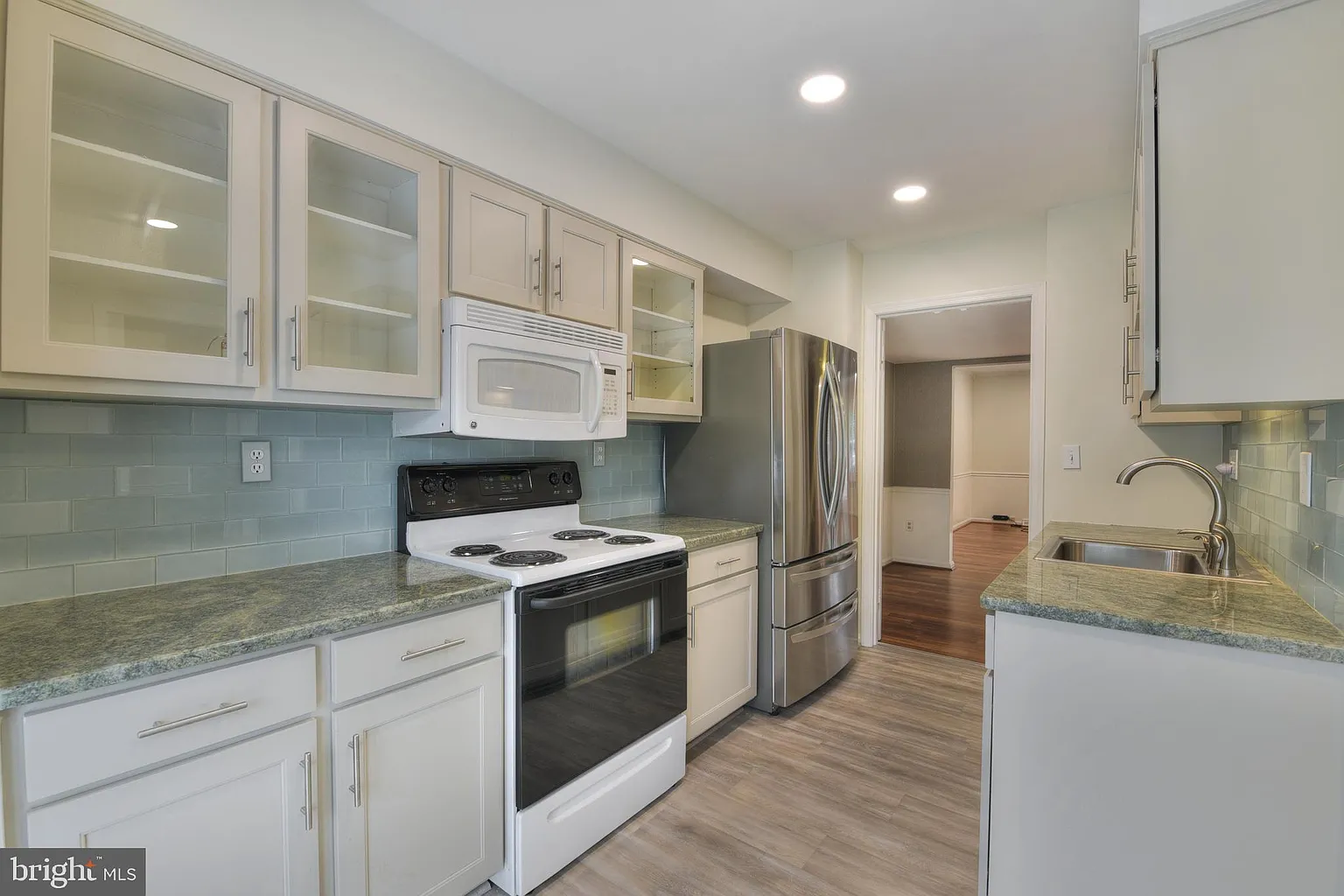 486 Colonial Ridge Ln photo 1