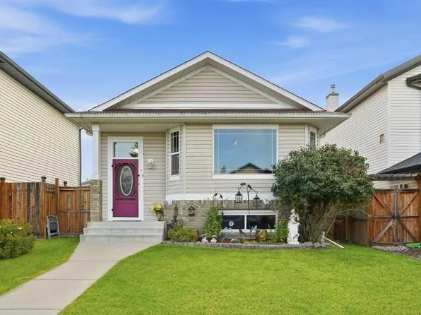 58 SW Cimarron Meadows Rd, Okotoks, AB T1S 1T6