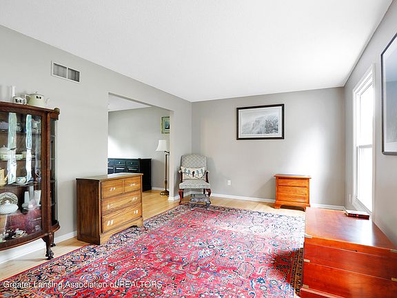 5th image of 5604 Wood Valley Dr