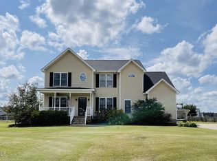 915 Treyburn Cir, Greenville, NC 27858