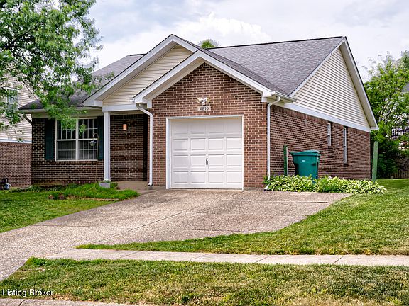2nd image of 4816 Wooded Oak Cir