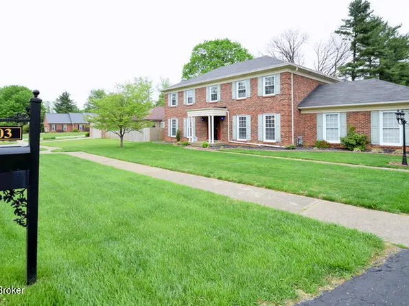 3403 Cross Pointe Rd, Broeck Pointe, KY 40241