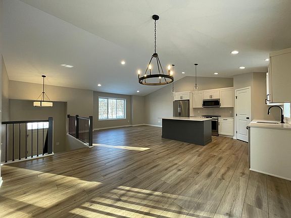 2nd image of 2141 Ponderosa Pl SW