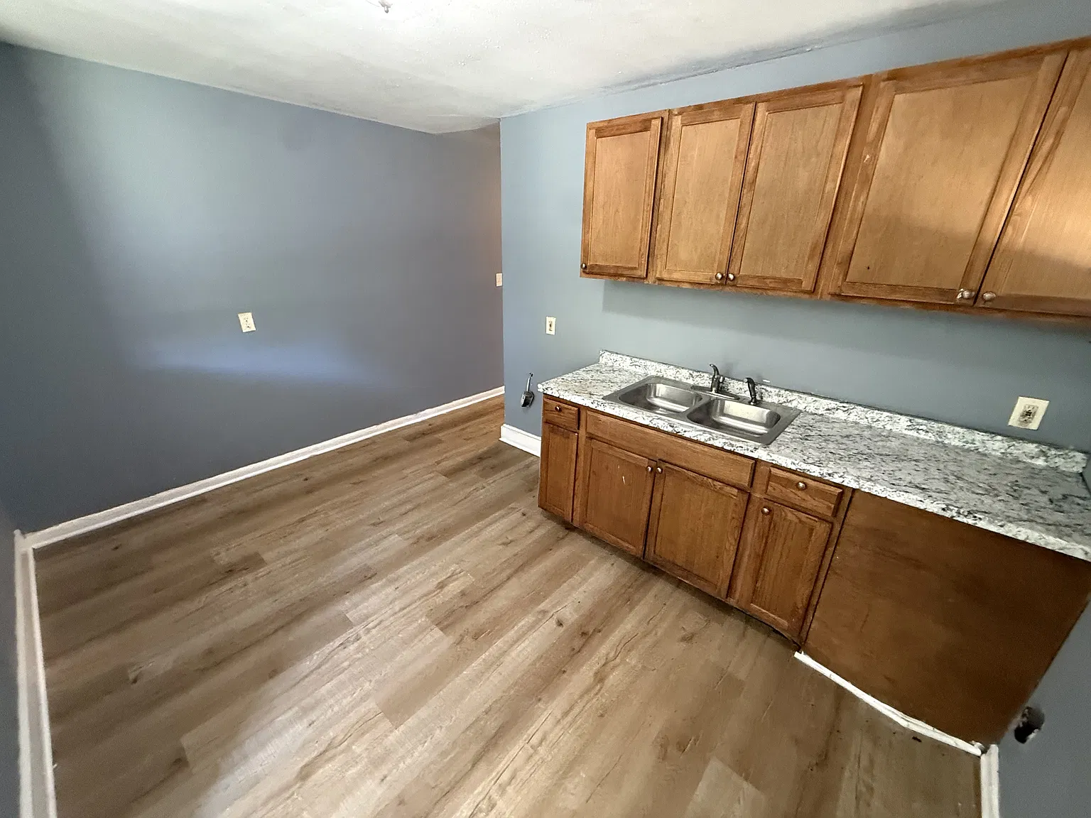 1901 Rawlings Street - B — Photo 3