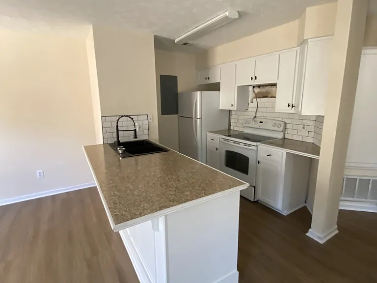6143 Trestlewood Dr #2 — Photo 4