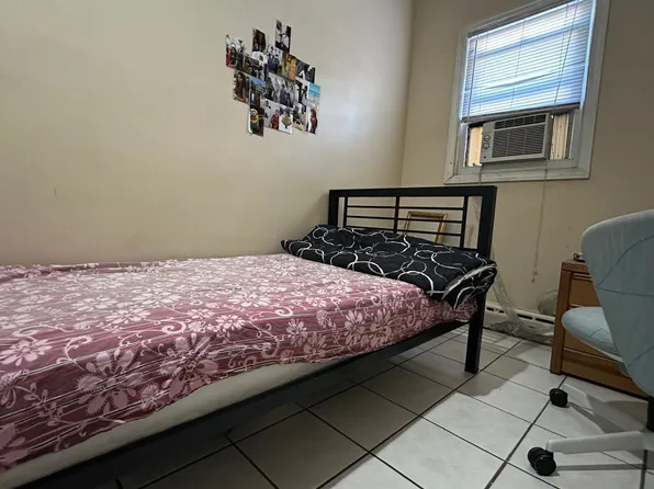 1014 Grand Avenue image 11 of 21