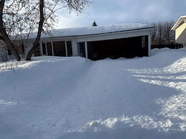 5410 E 51st St, Berwyn, AB T0H 0E0