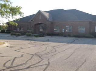 1958 Aberdeen Ct, Sycamore, IL 60178