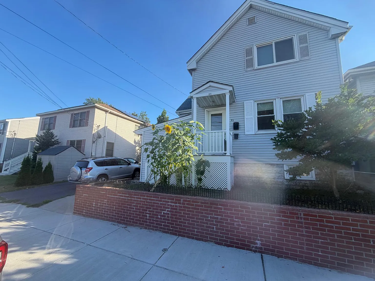 3 bed, 1.5 bath, 1806 sqft, $4,300 — Photo 1