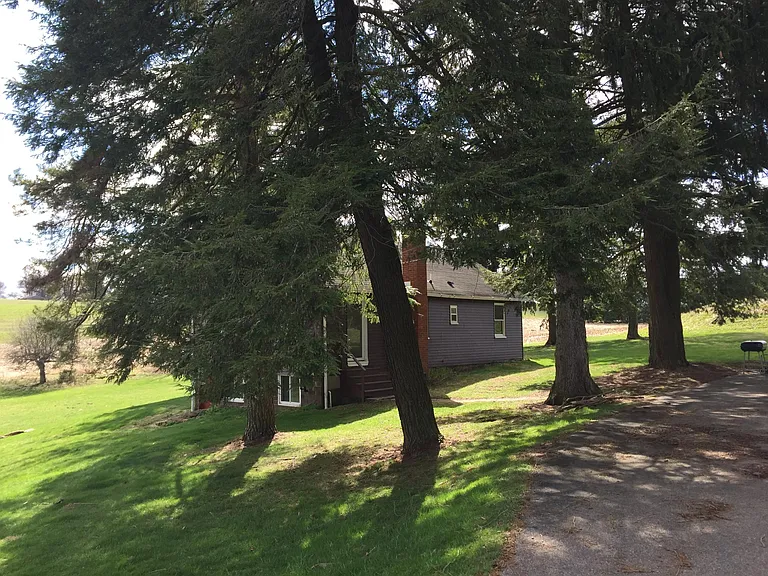 539 1/2 Scott Ridge Rd — Photo 4