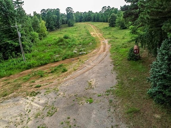 3rd image of Porter Ln