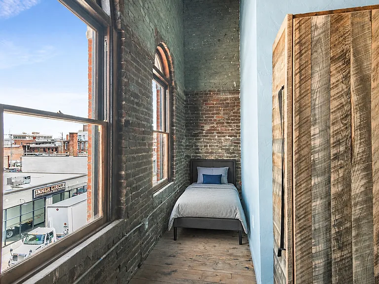 Brand new apartments in downtown Springfield! — Photo 37