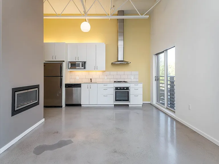 3531 NE 15th Ave — Photo 15