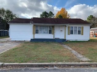 1303 Hembree Ave, Springdale, AR 72764