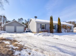 W5731 Evergreen Rd, Menominee, MI 49858