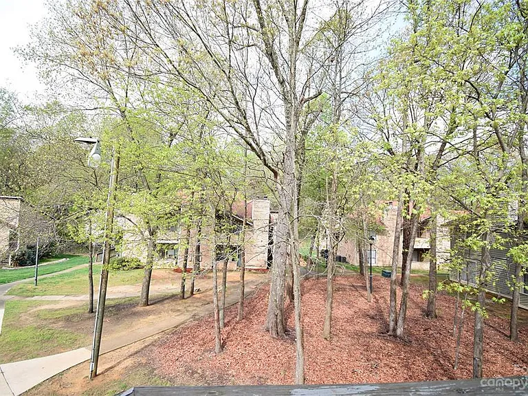 4425 Sharon Chase Dr — Photo 8