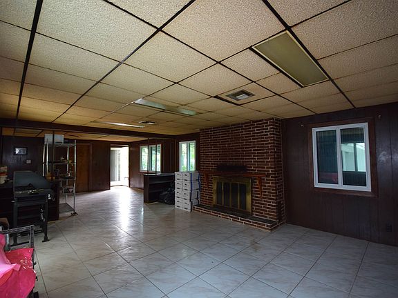 3rd image of 4416 SW 34th Ter
