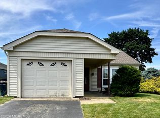 57 Sandhurst Street, Manchester, NJ 08759