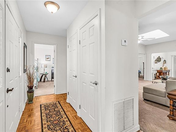 5th image of 1244 Mockingbird Ln