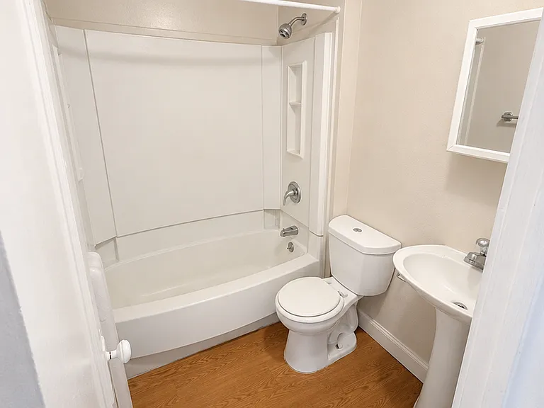 14174 Superior Rd — Photo 3