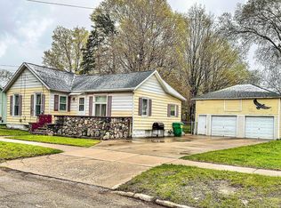 309 Middle St, Three Rivers, MI 49093