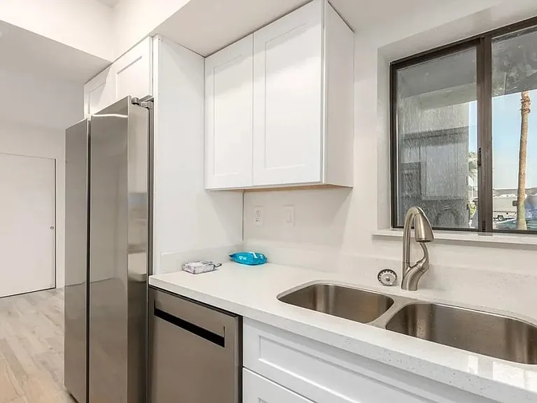 6480 N 82nd St #113 — Photo 3