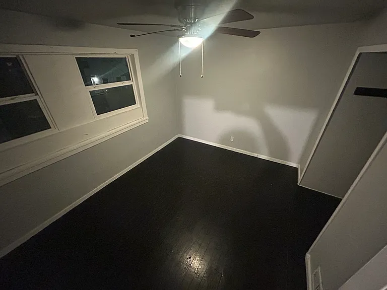 2210 Ellsworth Ave — Photo 8