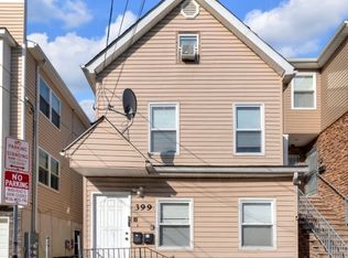 399 S 8th St, Newark, NJ 07103
