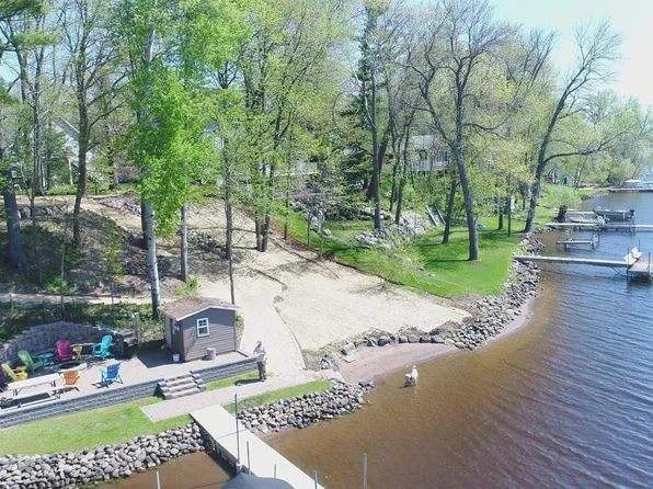 18425 N Lake Ln, Pine City, MN 55063