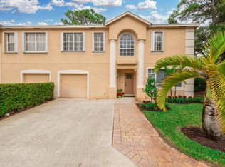269 Live Oaks Ln, Jupiter, FL 33458