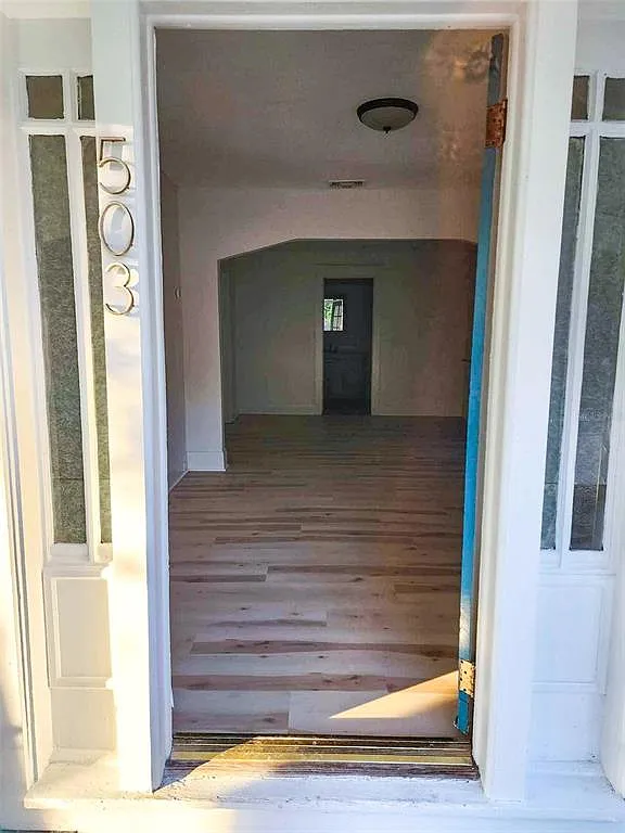2 bed, 2.0 bath, 968 sqft, $1,800 — Photo 3