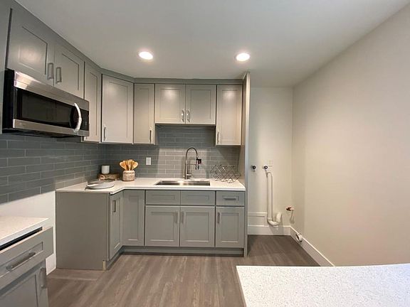 4th image of 7311 Main St #7325