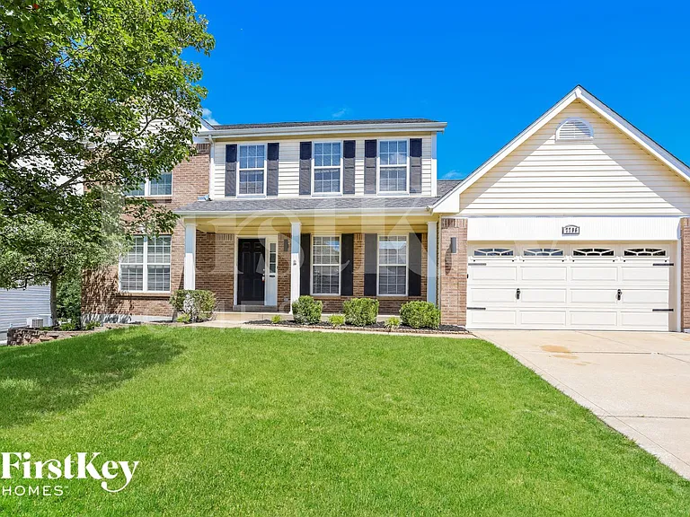 7796 Boatside Dr — Photo 1