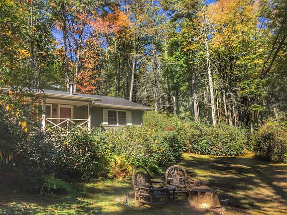 Front view of cottage