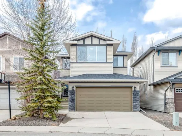 33 E Everoak Cir SW, Calgary, AB T2Y 0A1